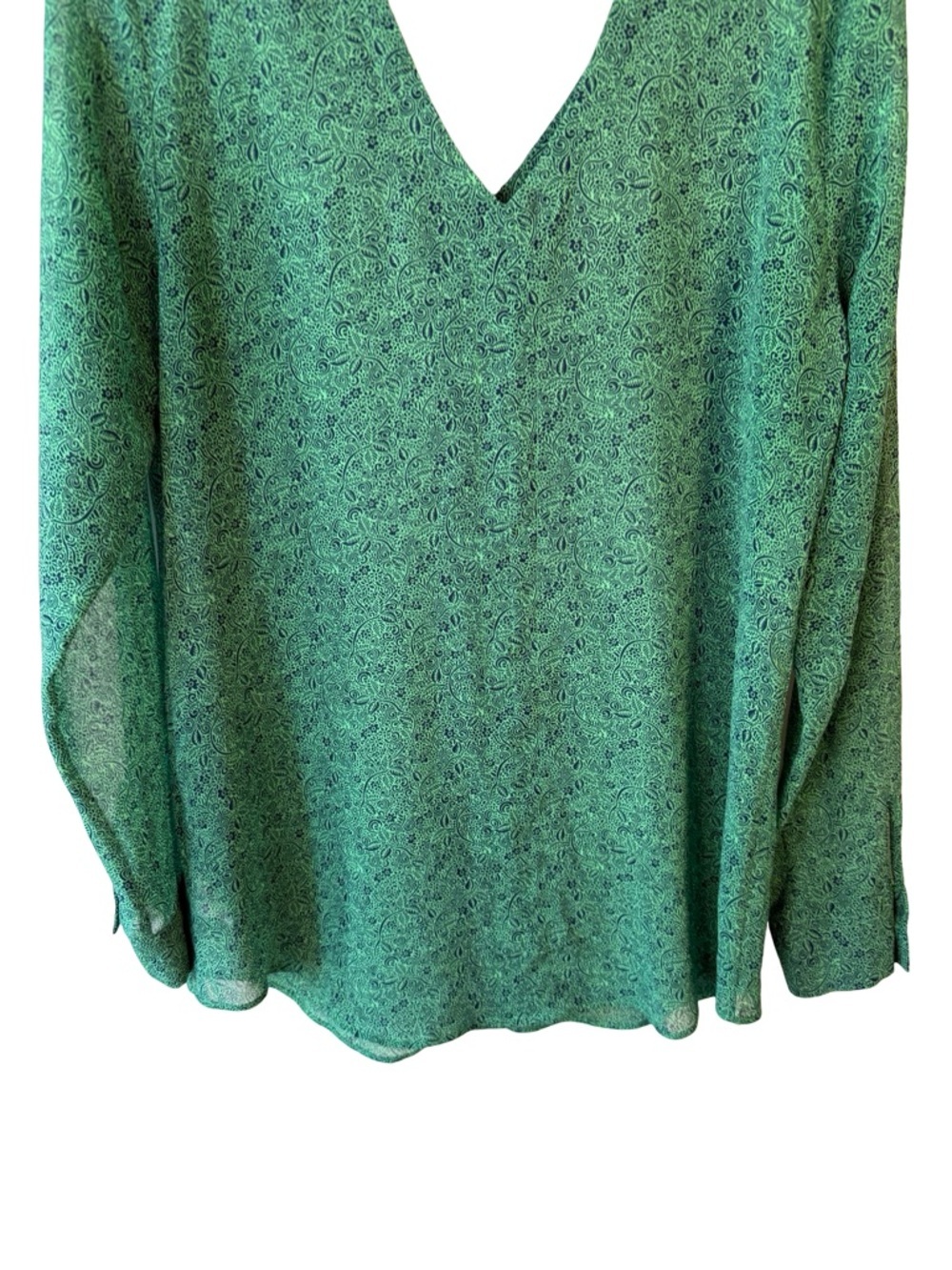 CAbi Green Paisley V-Neck Sheer Blouse Size S Lightweight Flowy Casual - Picture 14 of 14